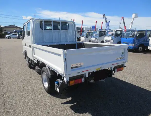 三菱 キャンター 小型 平ボディ Wキャブ 2RG-FBA20の中古トラック画像6