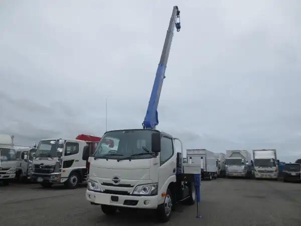 日野 デュトロ 小型 クレーン付 4段 ラジコンの中古トラック画像1