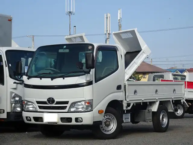 トヨタ ダイナ 小型 平ボディ LDF-KDY281 H26 の中古トラック【車両No.133101】