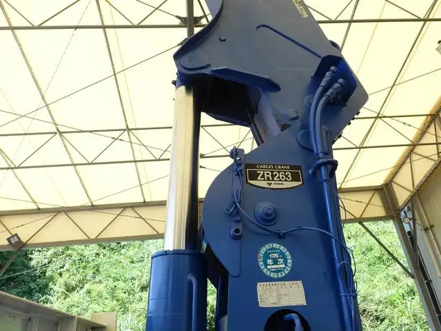 日野 デュトロ 小型 クレーン付 3段 フックインの中古トラック画像9