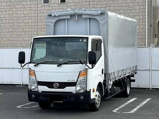 日産 アトラス 小型 ウイング 幌ウイング SKG-TZ3F24の中古トラック画像1
