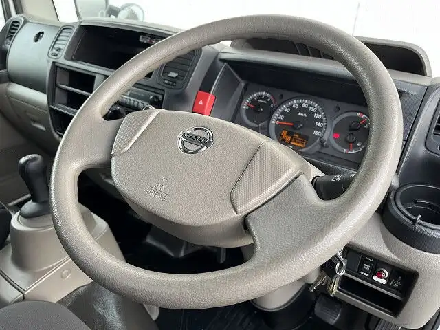 日産 アトラス 小型 ウイング 幌ウイング SKG-TZ3F24の中古トラック画像11