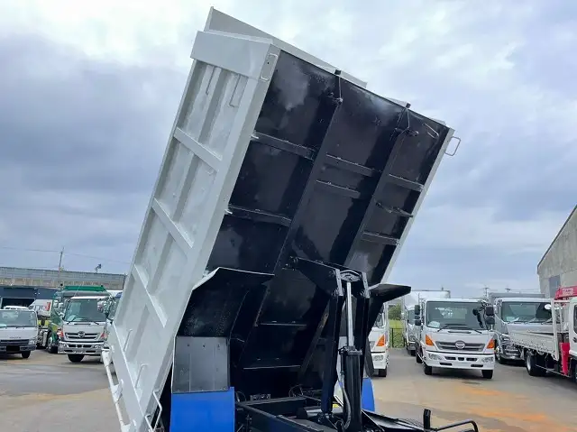 いすゞ フォワード 中型/増トン ダンプ 土砂禁 強化の中古トラック画像5