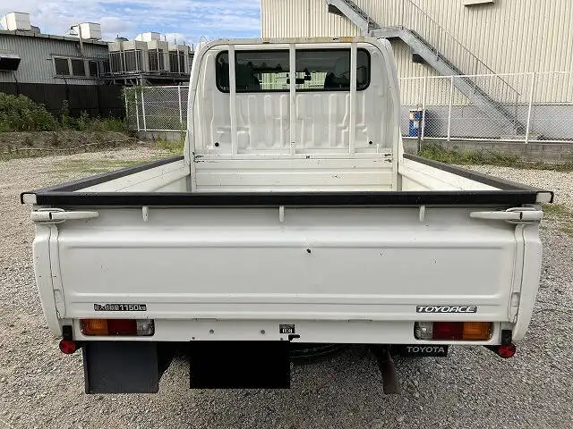 トヨタ トヨエース 小型 平ボディ Wキャブ LDF-KDY281の中古トラック画像4