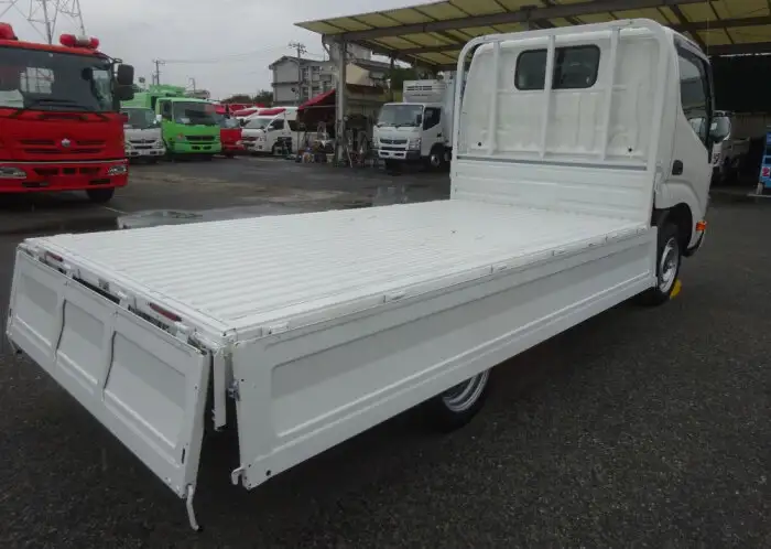 トヨタ ダイナ 小型 平ボディ 2DG-GDY281 R4の中古トラック画像4