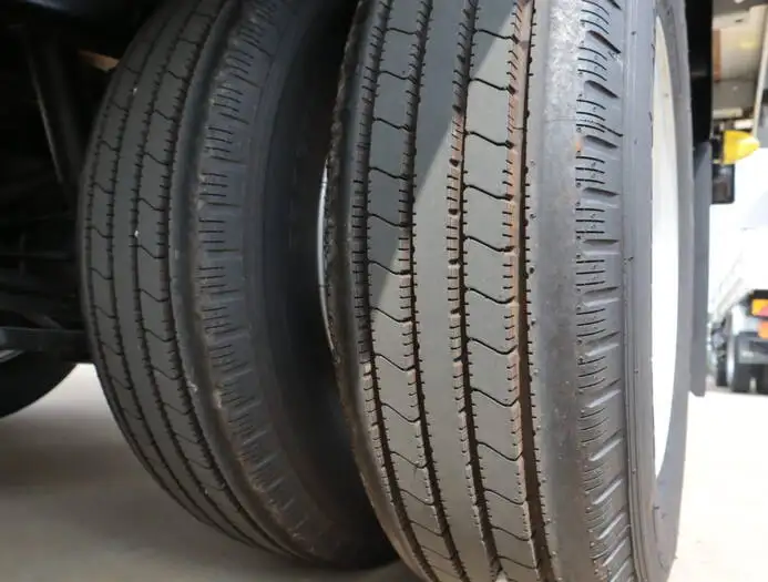 いすゞ エルフ 小型 アルミバン 2RG-NLR88AN R3の中古トラック画像20