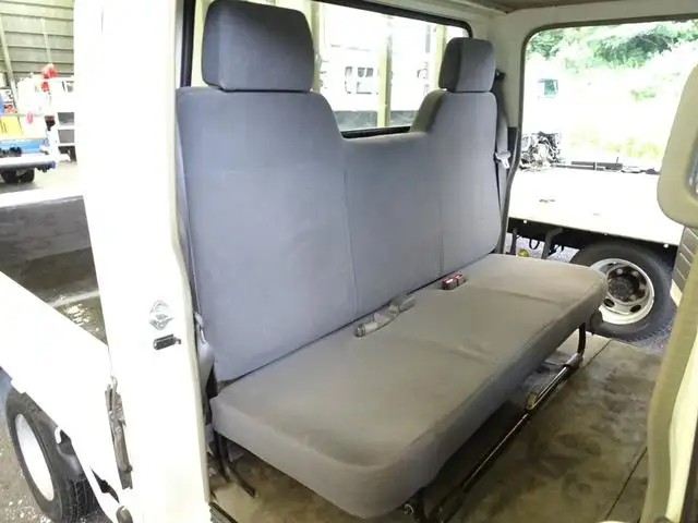 マツダ タイタン 小型 平ボディ Wキャブ 床鉄板の中古トラック画像12