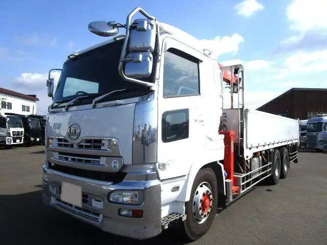 日産UD クオン 大型 クレーン付 4段 ラジコンの中古トラック画像1