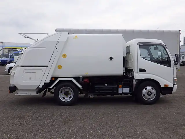 日野 デュトロ 小型 パッカー車 プレス式 TSG-XKU600Xの中古トラック画像2