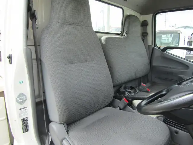 トヨタ ダイナ 小型 平ボディ XZU655 H29の中古トラック画像9