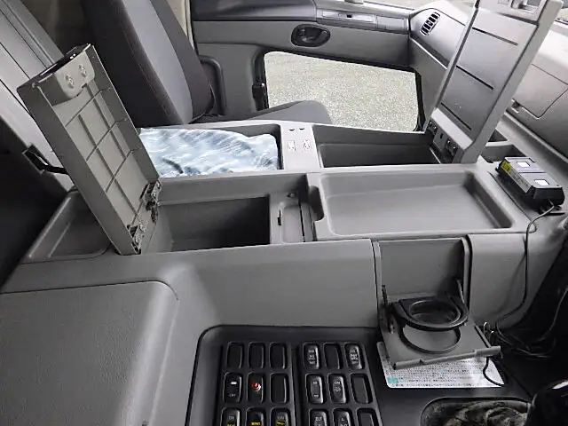 三菱 スーパーグレート 大型 ウイング パワーゲート エアサスの中古トラック画像13