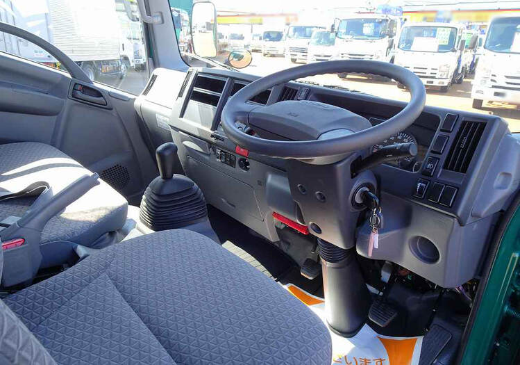 いすゞ エルフ 小型 平ボディ TRG-NLR85AR H30の中古トラック画像10