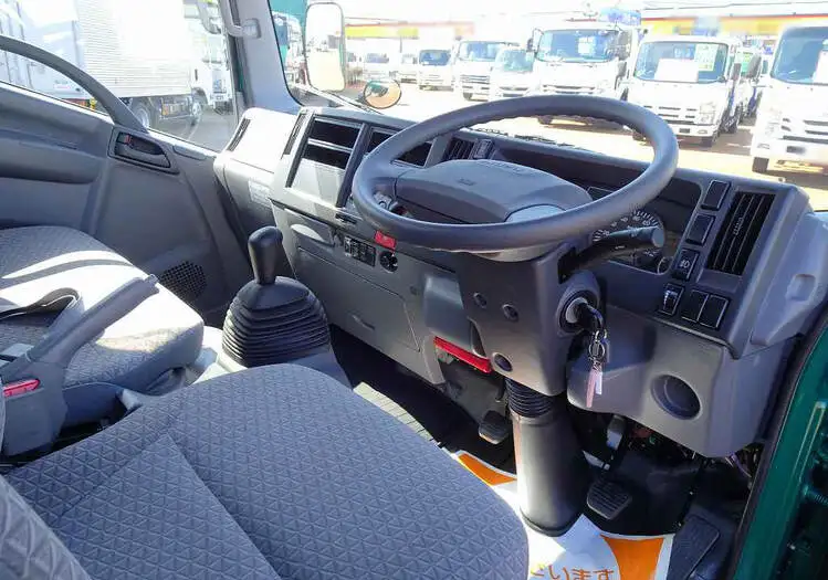 いすゞ エルフ 小型 平ボディ TRG-NLR85AR H30の中古トラック画像10