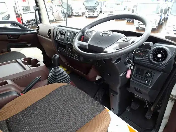 日野 レンジャー 中型/増トン 平ボディ ベッド 2KG-FE2ABAの中古トラック画像8