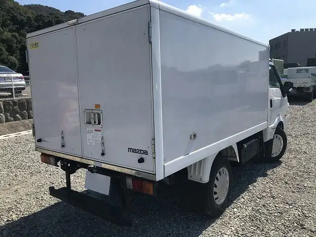マツダ ボンゴ 小型 冷凍冷蔵 低温 床アルミの中古トラック画像2