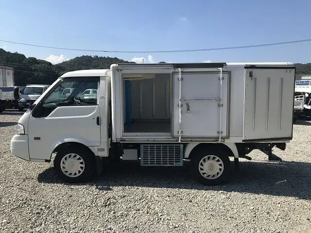 マツダ ボンゴ 小型 冷凍冷蔵 低温 床アルミの中古トラック画像8