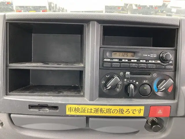 いすゞ エルフ 小型 平ボディ TKG-NJR85A H25の中古トラック画像11