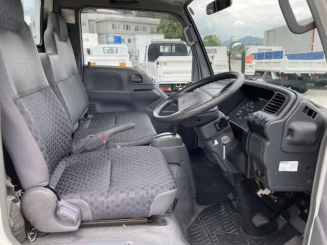 日産 アトラス 小型 平ボディ KR-AHR69 H18の中古トラック画像8
