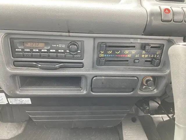 日産 アトラス 小型 平ボディ KR-AHR69 H18の中古トラック画像11
