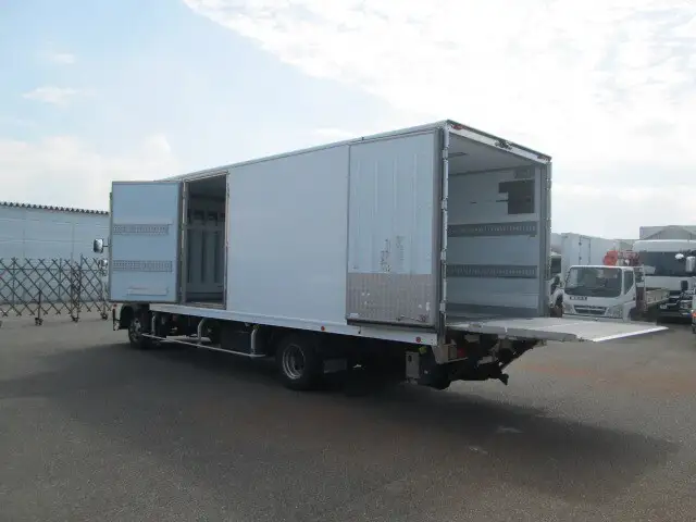 日野 レンジャー 中型/増トン 冷凍冷蔵 低温 パワーゲートの中古トラック画像9