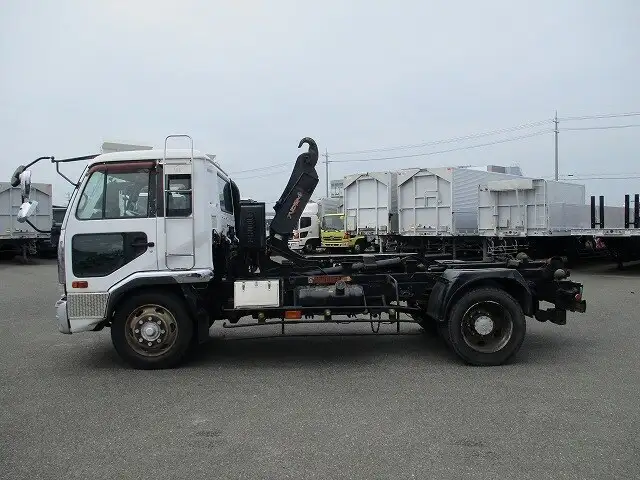 日産UD コンドル 中型/増トン アームロール ツインホイスト ベッドの中古トラック画像4