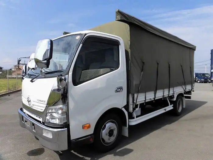 トヨタ ダイナ 小型 平ボディ 幌 TKG-XZU710 の中古トラック【車両No.133707】