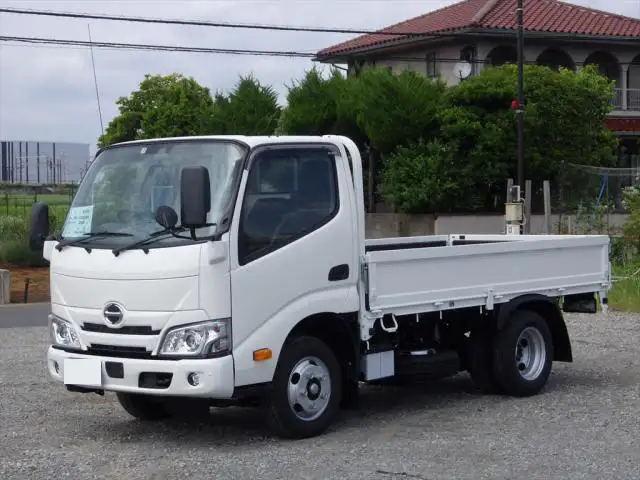 日野 デュトロ 小型 平ボディ 2RG-XZU605M R4の中古トラック画像1