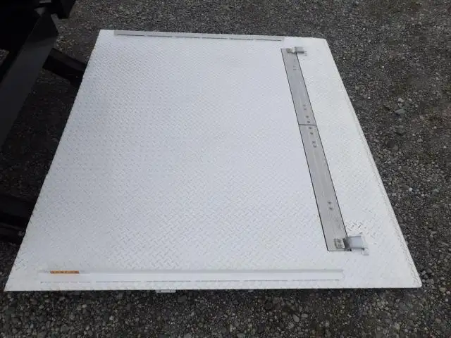 いすゞ エルフ 小型 冷凍冷蔵 保冷 パワーゲートの中古トラック画像9