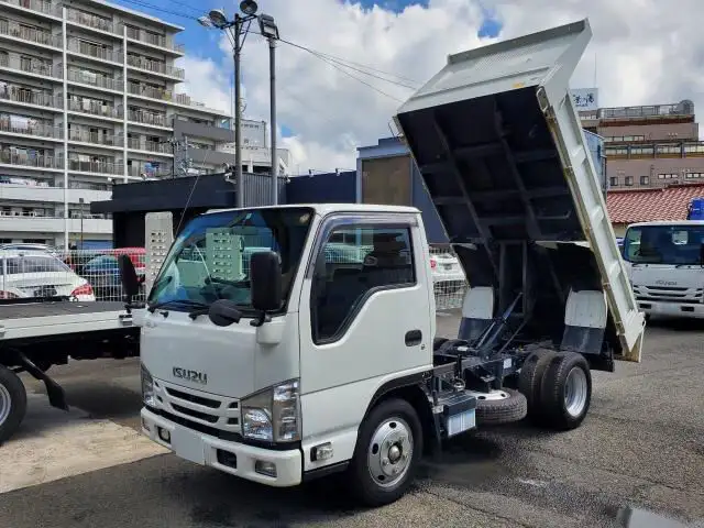 いすゞ エルフ 小型 ダンプ 2RG-NKR88AD R2の中古トラック画像1