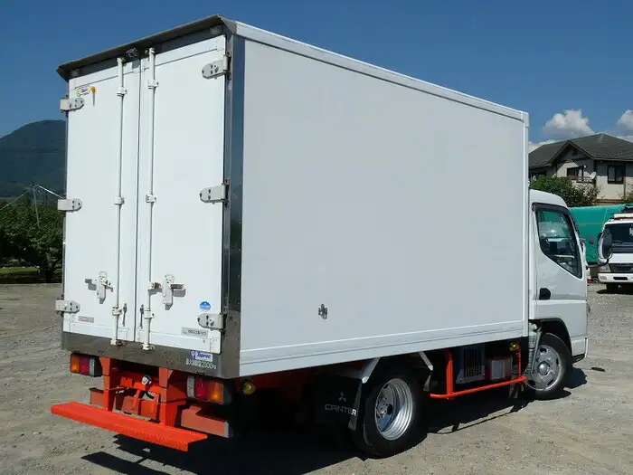 三菱 キャンター 小型 冷凍冷蔵 低温 スタンバイの中古トラック画像4