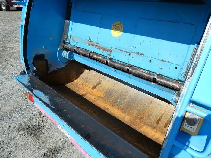 三菱 キャンター 小型 パッカー車 巻き込み式 回転ダンプ式の中古トラック画像9
