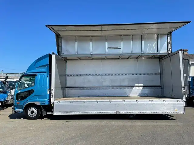 三菱 ファイター 中型/増トン ウイング エアサス ベッドの中古トラック画像9