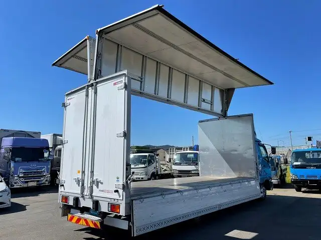 三菱 ファイター 中型/増トン ウイング エアサス ベッドの中古トラック画像10