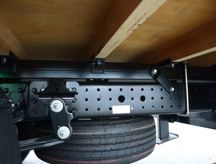三菱 キャンター 小型 車輌重機運搬 4段クレーン ラジコン|画像15