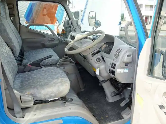 日野 デュトロ 小型 タンク車 バキューム BDG-XZU404Xの中古トラック画像13