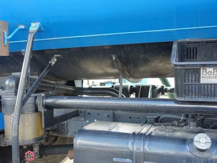 日野 デュトロ 小型 タンク車 バキューム BDG-XZU404Xの中古トラック画像18