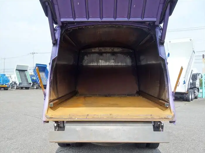 三菱 ファイター 中型/増トン パッカー車 プレス式 ベッドの中古トラック画像6