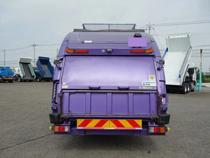 三菱 ファイター 中型/増トン パッカー車 プレス式 ベッドの中古トラック画像3