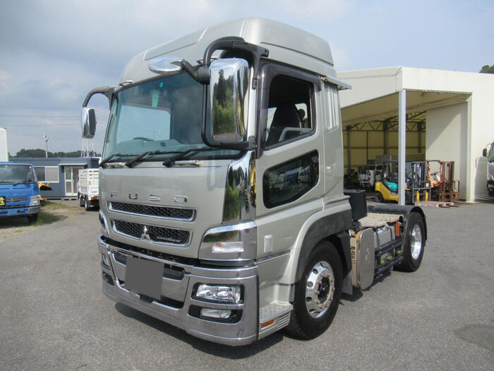 輸入車・その他 輸入車その他 大型 トラクター ハイルーフ 2デフ の中古トラック【車両No.146190】