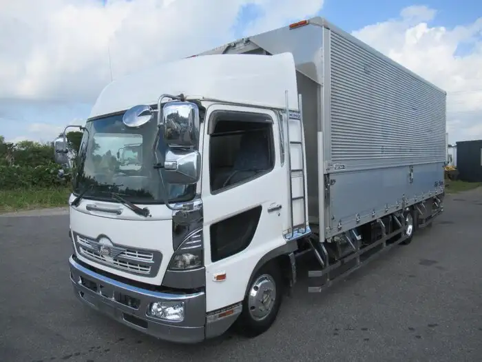 日野 レンジャー 中型/増トン ウイング パワーゲート エアサスの中古トラック画像1