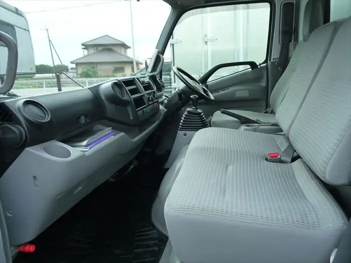 トヨタ トヨエース 小型 アルミバン TKG-XZU710 H25の中古トラック画像13