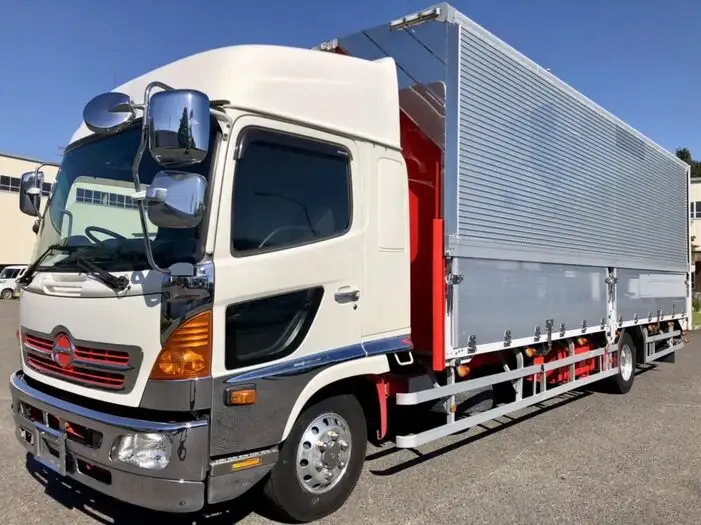 日野 レンジャー 中型/増トン ウイング ベッド TKG-FD7JPAAの中古トラック画像1
