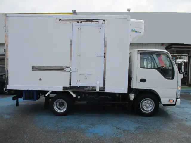 マツダ タイタン 小型 冷凍冷蔵 低温 スタンバイの中古トラック画像3