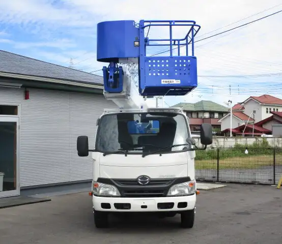 日野 デュトロ 小型 高所・建柱車 高所作業車 SKG-XZU640Fの中古トラック画像2