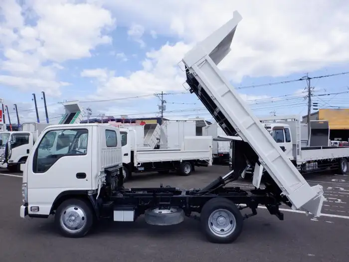 いすゞ エルフ 小型 ダンプ TKG-NJR85AD H26の中古トラック画像4