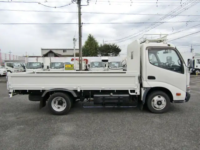 トヨタ トヨエース 小型 平ボディ 床鉄板 TKG-XZU645の中古トラック画像2