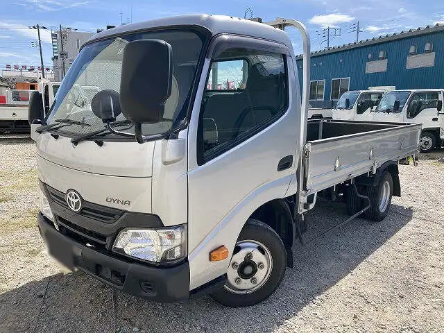トヨタ ダイナ 小型 平ボディ TKG-XZC645 H30 の中古トラック【車両No.134007】