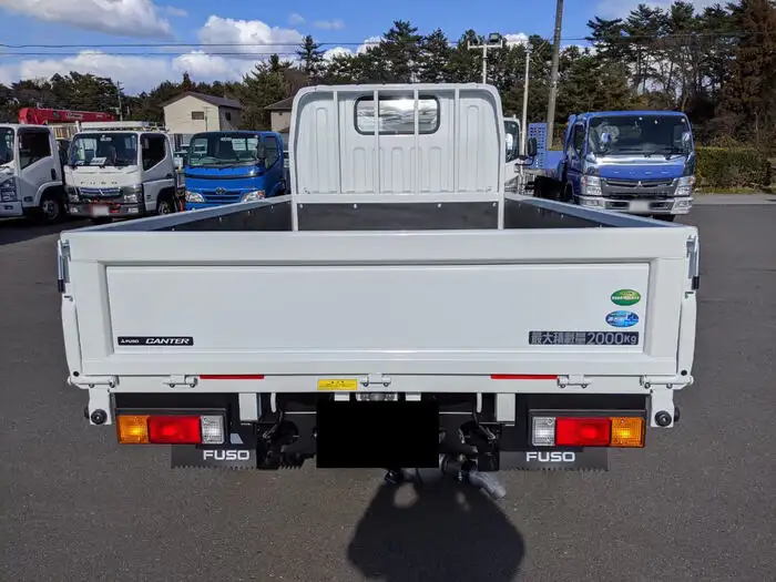 三菱 キャンター 小型 平ボディ 2RG-FBA20 R4の中古トラック画像4