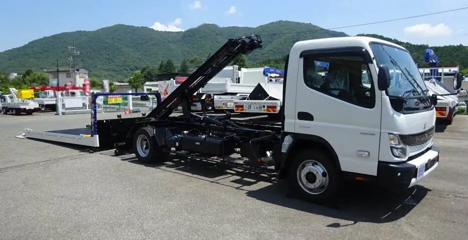 三菱 キャンター 小型 車両重機運搬 ラジコン ウインチの中古トラック画像1