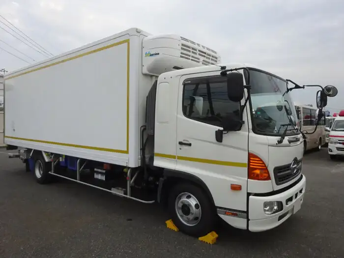 日野 レンジャー 中型/増トン 冷凍冷蔵 低温 パワーゲートの中古トラック画像3
